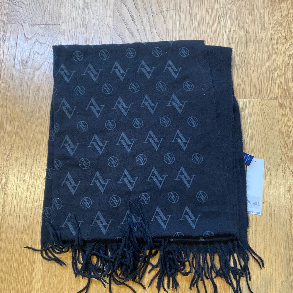 Adrienne Vittadini Pashmina Style Scarf